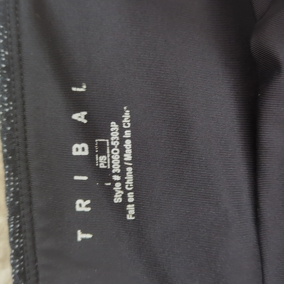 Tribal Leggings - Picture 4 of 8